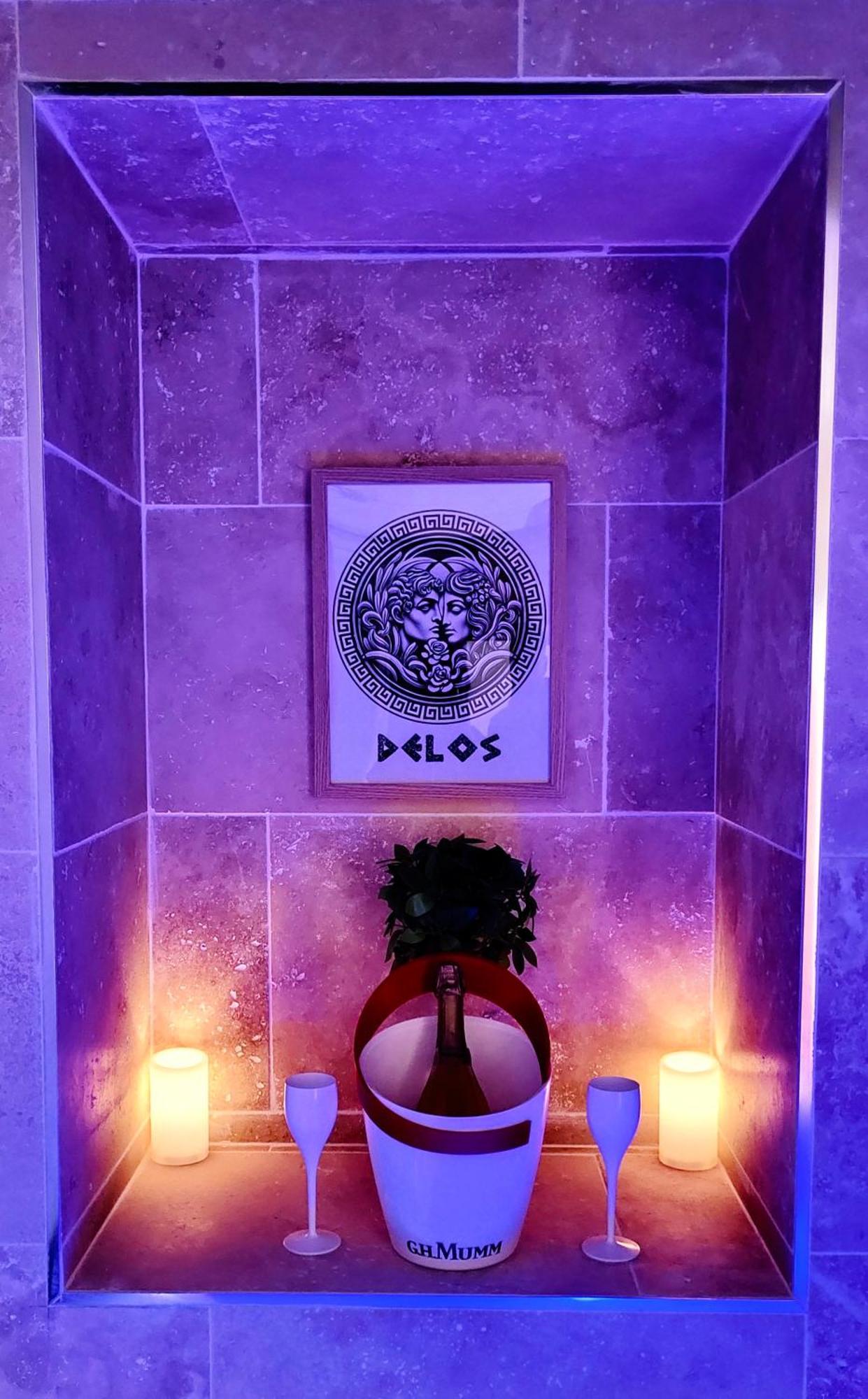 - La Suite Delos - Jacuzzi 2 Places - Centre Ville A Pied - Lit Queen Size - Parking Privee - Wifi - City Center Within Walking Distance - Quimper Extérieur photo